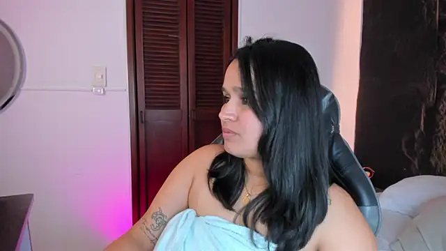 lia_sexx19 Live XXX-chat