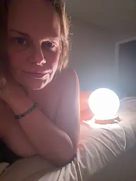 christinamoon0612 – webcam-show
