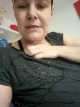 Webkamerová show ReadHeardWifee