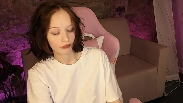 AliceJohansone Chat XXX live