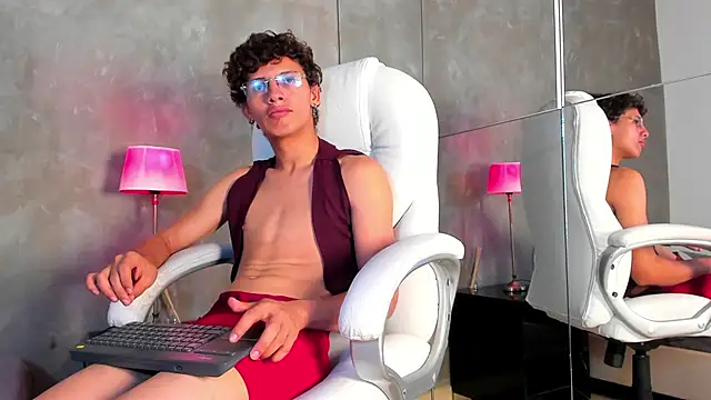 Ethan_todd Webcamshow