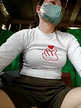 Онлайн чат XXX lya_sexyy