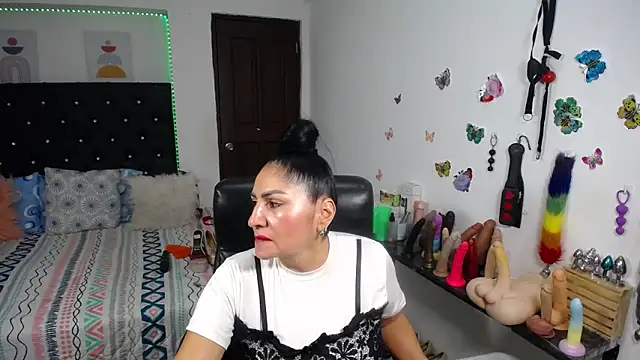 Czat XXX na żywo – mature_bigboobs10