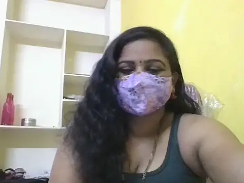 anu-reddyy Show in webcam