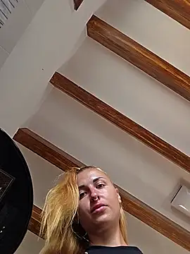 kylie_blck Chat XXX in diretta