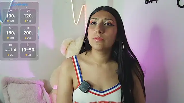 Sara_Blum 即時 XXX 聊天