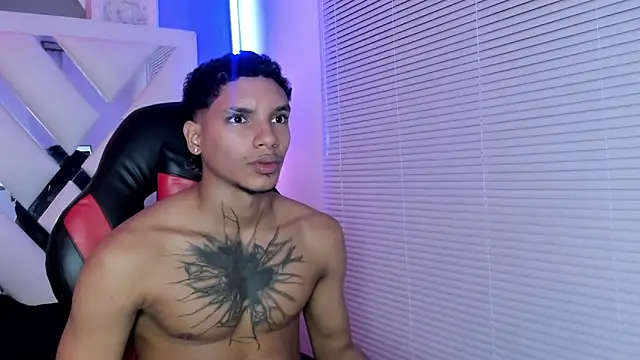 kai_storm77 élő XXX-chatje