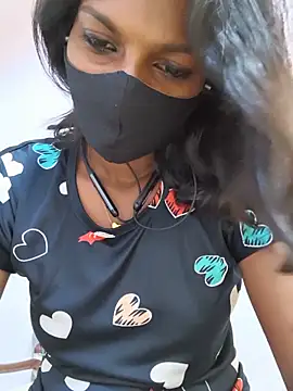 Honey_rosetamil's Live XXX Chat