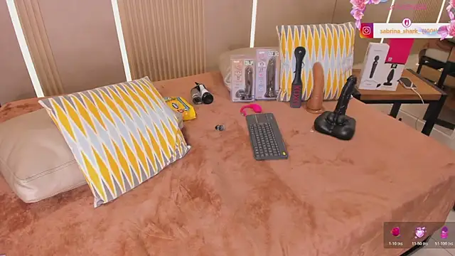 sabrina_shark_'s Live XXX Chat