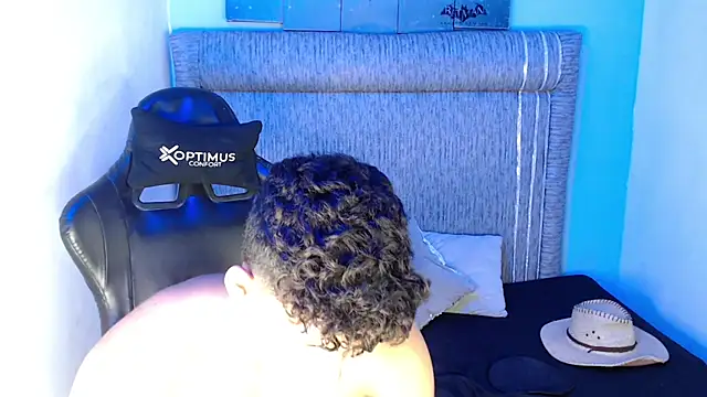 Show de Nicolas_brown_ na webcam