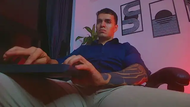 ALPHA_DOMINUS_n Live XXX chat