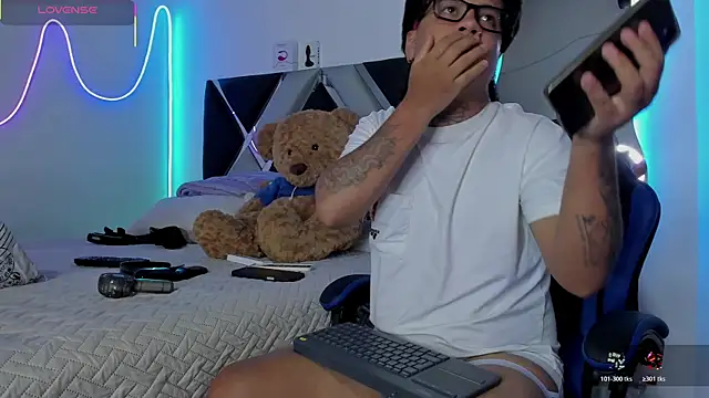 Pokazy przed kamerką – winniepooh_69