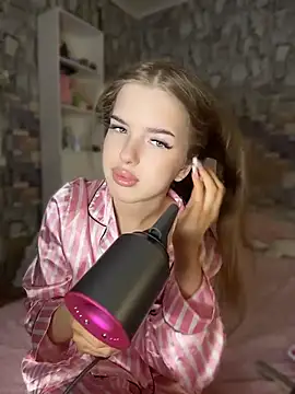KayShaw live XXX chat