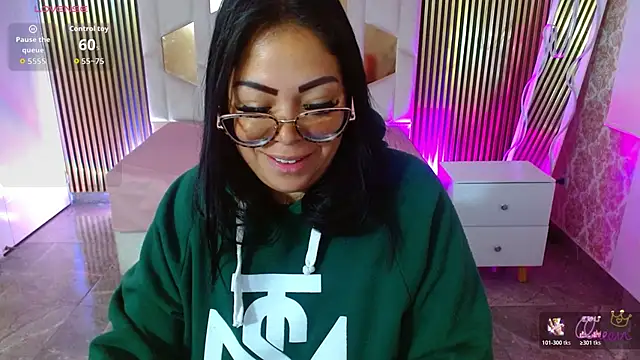 martinna_tay's Live XXX Chat
