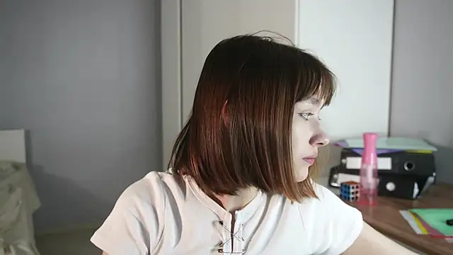 XXX chat uživo modela Leyla_crsh