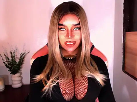 Zandralopez's Live XXX Chat