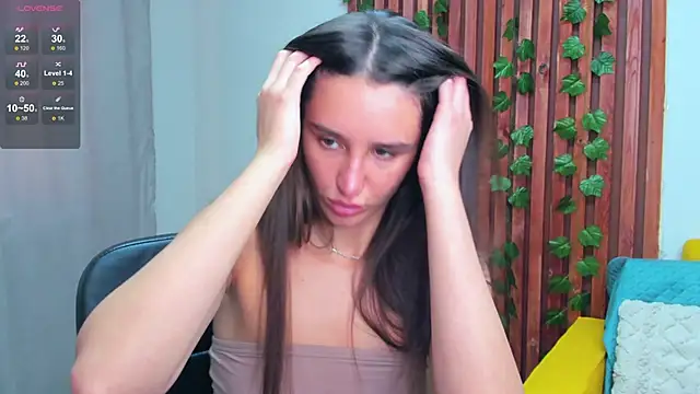 NicoleWells22 现场XXX聊天