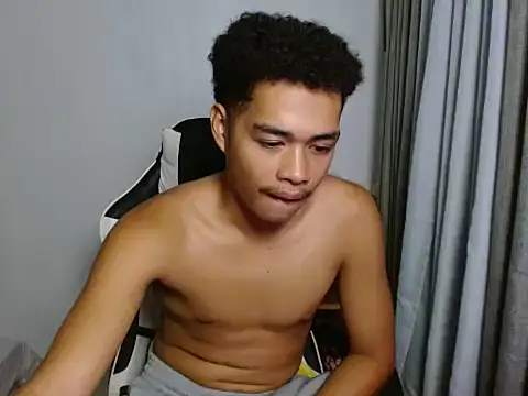 curlyasian_njxx Pertunjukan Webcam