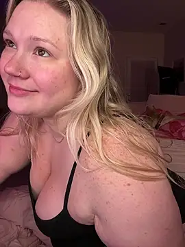PiggyRose's Live XXX Chat