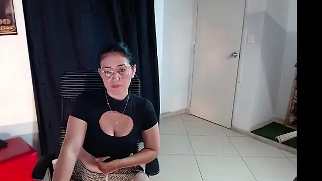 shamanhta's Live XXX Chat