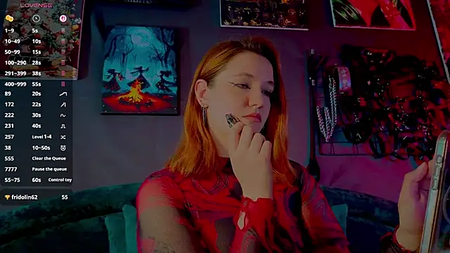 the_high_priestess' Live XXX Chat