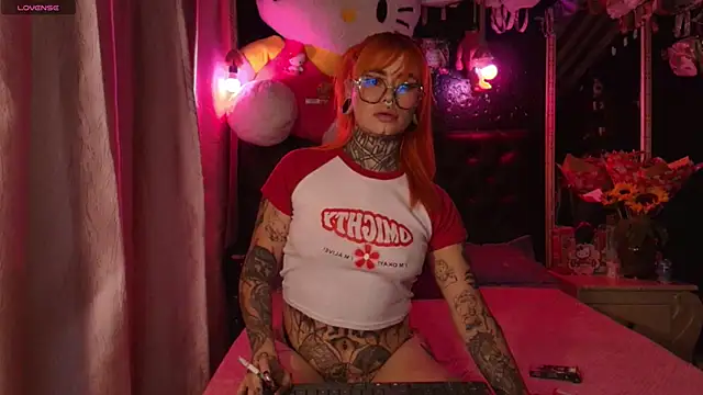 MelodyPrive's Live XXX Chat