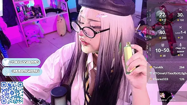 Chatroom XXX en direct de toky_doll