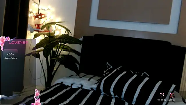 simplykhate 现场XXX聊天