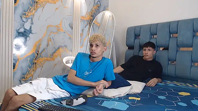 YOUNG_BOYS_HELL Adlı Modelin Web Kamerası Şovu