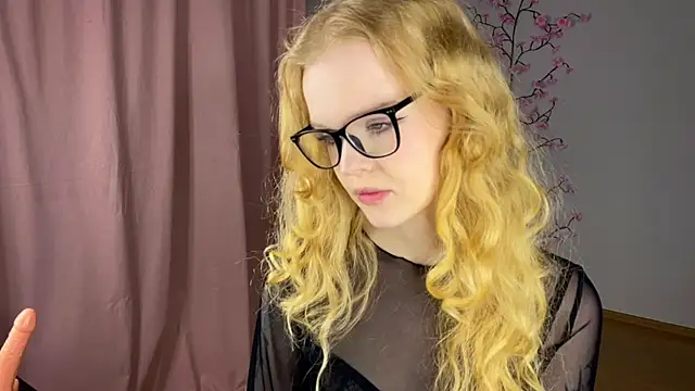 RoseeFairy's Live XXX Chat