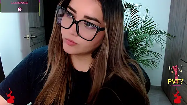 Lucia_star__: δωμάτιο απευθείας συνομιλίας
