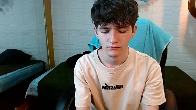 trevor_mob live XXX chat