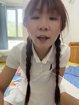 flylingling33 即時 XXX 聊天
