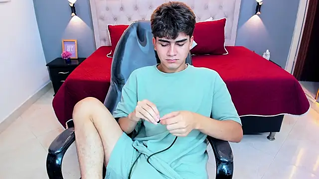 Tommy18__ Chat XXX live