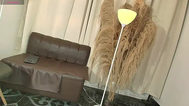 Aliana_Rouse – Kamerová šou