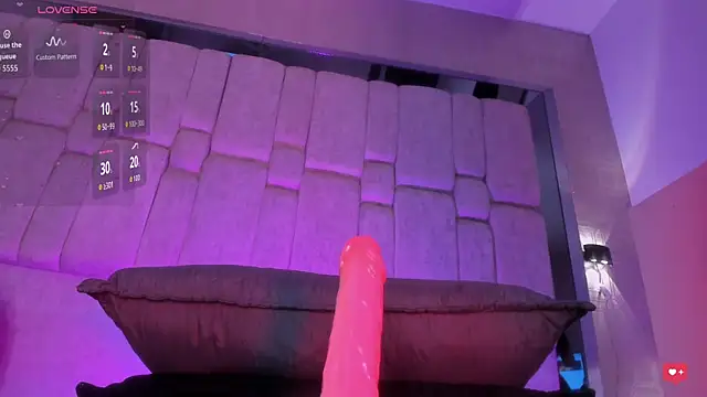 Chat XXX en directo de LilithBloom7