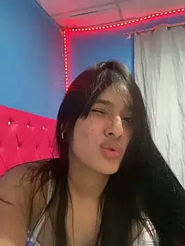 Chiquinquira3 即時 XXX 聊天