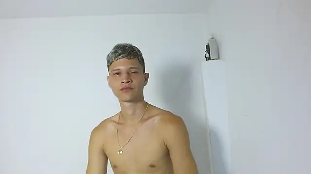 Twinkcock22 Webcam Show