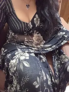 Roja-Telugu777's Live XXX Chat