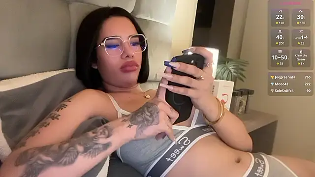 youngstunnagirl Pertunjukan Webcam