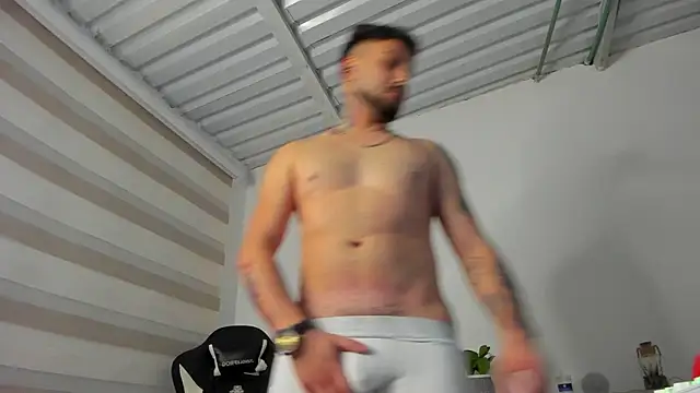 AaronHardi Webcam Show