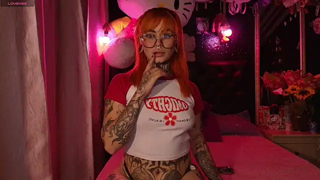 MelodyPrive's Live XXX Chat