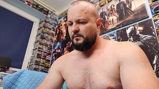 XXX chat uživo modela Muscle_Bear