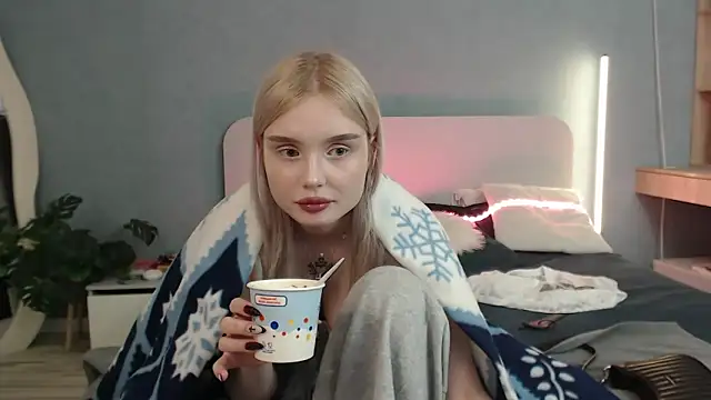 Chat +18 de Angel_Share ao vivo