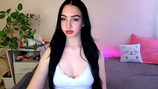 Chat XXX en directo de WildKittenX_