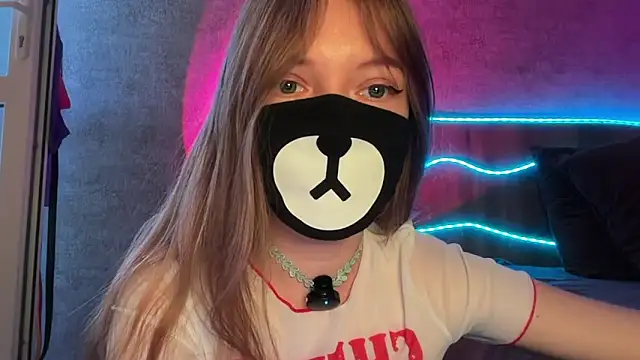 Your_Little_Bear's Live XXX Chat