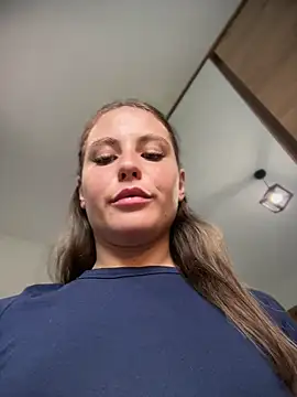 vanessa_anne: απευθείας συνομιλία ΧΧΧ