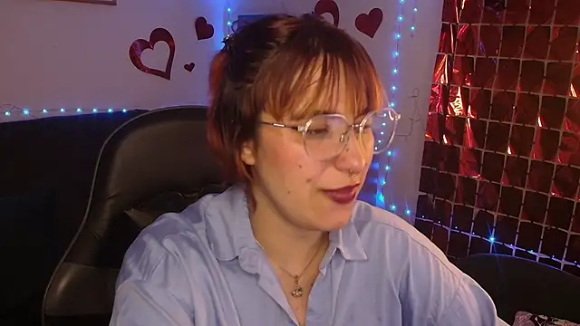 XXX chat uživo modela Miacatsito3