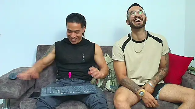 thebadboys05 Chat XXX in diretta