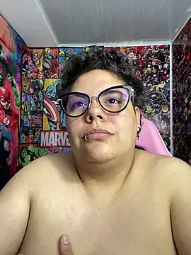 Hailey_Curvy Chat XXX in diretta